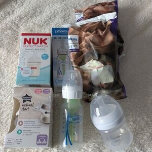 Baby Bottle Set with Anti-Colic Features